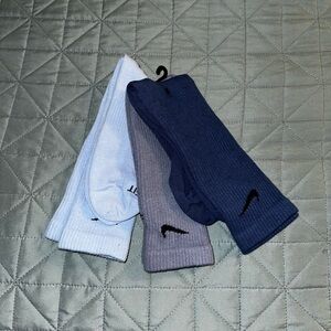 New 3 Pack Nike Crew Socks